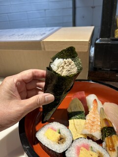 Umeda Yoshinozushi - ツナでおまっ！