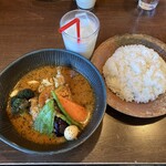 lavi - チキンto野菜カレー 