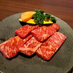 米沢牛炭火焼肉 上杉 - 上杉カルビ(1480円)