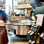 STARBUCKS RESERVE ROASTERY TOKYO - 焙煎の度合いを教えてくれます