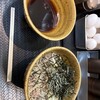 なぜ蕎麦にラー油を入れるのか。 新橋店