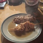 Sasamoto - 煮込み串。しろとハラミかな。味噌味。
