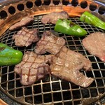 焼肉と韓国家庭料理 はんがん - 