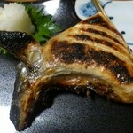 まつおか - ブリカマ塩焼き