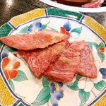 Yakiniku Mikaduki - カルビ　1280円