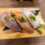 町鮨とろたく - 炙り寿司