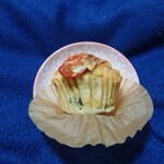 cafe 2438 - おからマフィン（96g）350円　側面