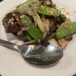 中華食堂 Pata-Pata - 牛ハラミの炒め！
