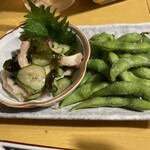 居酒屋 しじみちゃん - タコの酢味噌和え＆枝豆