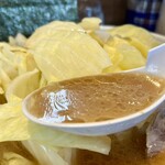 横浜家系ラーメン 中島家 - スープ