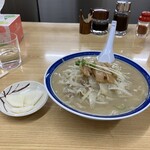 味の三平 - シンプル味噌ラーメン