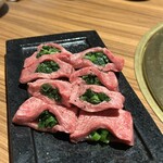 中目黒焼肉 登牛門 - 