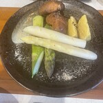 ホルモン焼肉 松乃王 - 旬のアスパラ