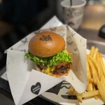 ショーグンバーガー 新宿店 - 