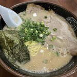 Hakata Ramen Nagahama Ya - 