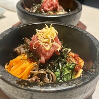 WAGYU PINFU - 和牛ユッケビビンバ