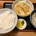 上本町やまがそば - かつ定食