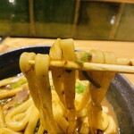 カレーうどん専門店 千吉 - ビーフカレーうどん 麺