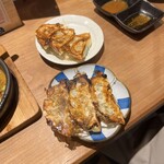 餃子と煮込み 魚屋鮨しん - 