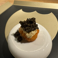 クッチーナ - 帆立フライ　キャビアの食感、いぶりがっこの食感帆立の食感が楽しい