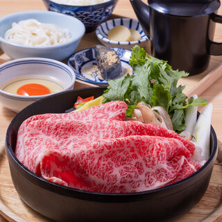 人氣NO.1商品！神戶牛與黑毛和牛的壽喜燒套餐