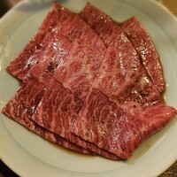 炭火焼肉ホルモン うしごろ 中目黒店 - 和牛ミスジ
