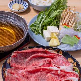 涮涮鍋也非常推薦！可選擇牛肉或豬肉