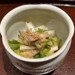 鳥匠 いし井 - 胸肉の山菜の胡麻ぽん酢和え