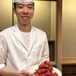 徳ㇵ本也 - あま〜い苺は食べ放題です☆