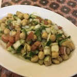 インド料理 パリワル - 豆＆パクチー＆ミント好きにぜひおすすめしたいチャナサラダ(¥480)