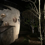 faro - 夜　窓からの店内の光も　ライトアップもキラキラ〜☆蝋燭みたいなのよっ　byまみこまみこ