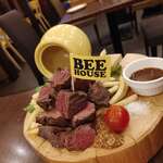 BEE HOUSE - 