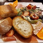 立ち飲み食堂 ウルトラスズキ - 