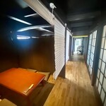 とんかつ肉料理 吉岡 - 前回は中庭を拝めるテーブル席だったけど、
      今回は個室へ通して頂いた♪