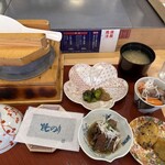 釜元たん米衛 恵比寿店 - 釜だきの白米がコストを上げてるのかも。