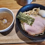 Good Day Ramen 千夏8 - 料理写真:濃厚魚介豚骨つけ麺中盛+味玉