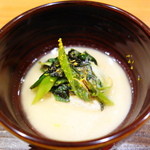 銀座おかもと - すくい豆腐と九条ネギ　白子のお椀