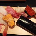 春寿司 - 昼に食べた「上にぎり」。いつもつまみばかりなのでたまには握りもいいね！