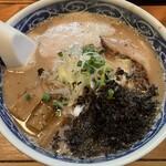 愚直 - とんこつラーメン(850円)