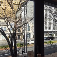 炭火和牛焼肉もうもう亭 広小路店 - カウンター席ビュー