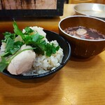 Tobi Ume - 牡蠣飯、かき汁