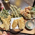 地酒と道産食材 一笑 - 旬の天ぷら盛り合わせ