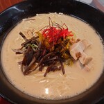 麺屋コルトン - とんこつラーメン800円