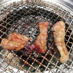 Kokusangyuu Yakiniku Kuidon - 