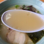 九州ラーメン 日吉 大和田店 - スープ