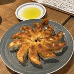 餃子とスパークリング バブルス - 