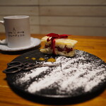 cafe&dining carpe diem - 季節のミルフィーユパイ