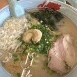 ラーメン山岡家 - 期間限定ホタテ塩とんこつラーメン麺中盛半ライスセット1210円