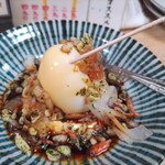 Taishuusakaba Sakenonde Meshikutte Kaerunosuke - ★タルタル 290円 ゆで卵をお好み焼きソースと天かす ネギで食べる変わった料理。お好み焼きソース なので 当然 美味しいか リピートするほどではない。