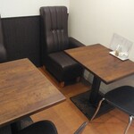 ひとやすみ - テーブル席